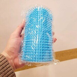 Longer Style Cat Self Groomer Full Body Brush Corner Mount Grooming Comb Catnip